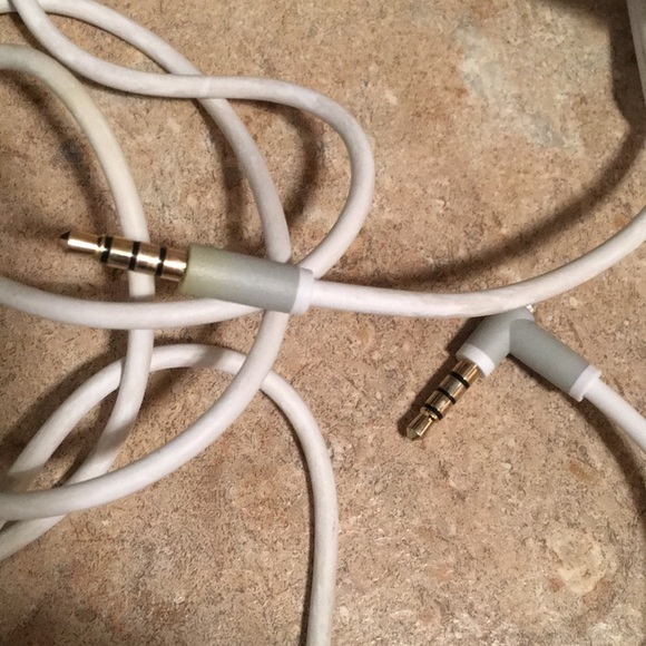 Beats headphones - Picture 6 of 7